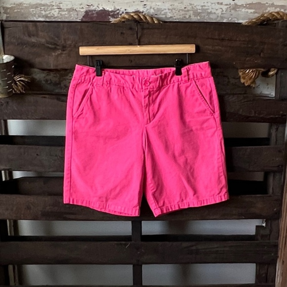 🟠GAP Boyfriend Khaki Shorts  in Summer Azalea Sz6